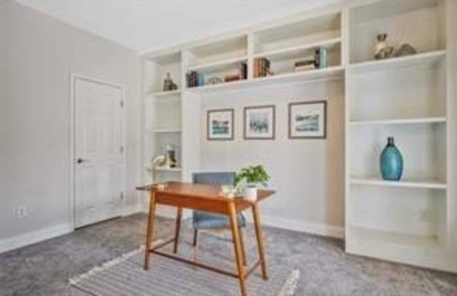 217 16th Street NW 8