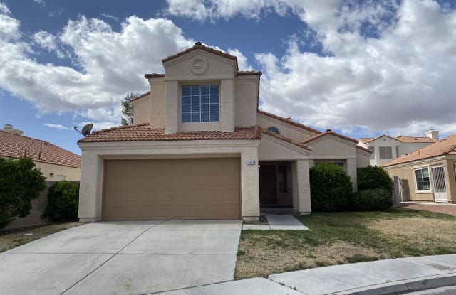 3305 Pond Run Cir - 3305 Pond Run Circle, Las Vegas, NV 89117