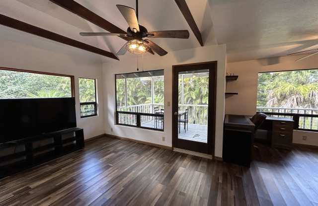 Photo of 15-2024 23rd Ave - Top