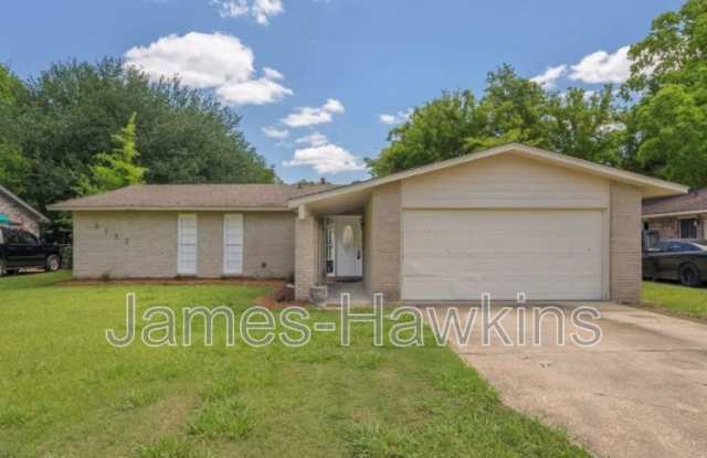 2137 Edinburgh Dr. Montgomery, AL 36116