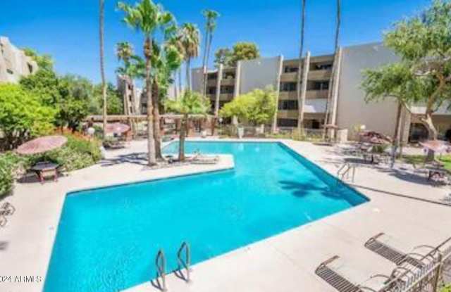 7625 E camelback Road unit: A142