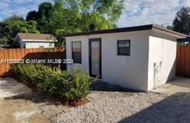 1756 NW 94th St
