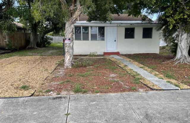39 NW 13th Avenue