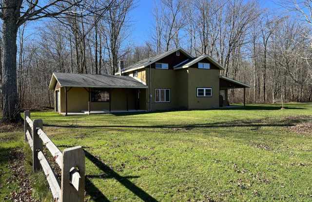 3191 Aberdeen Road - 3191 Aberdeen Road, Lackawanna County, PA 18444