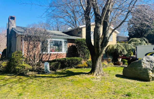 146 Woolsey Av