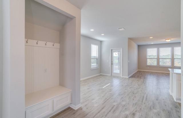 2205 Limestone Lake Dr, Georgetown, TX 78633