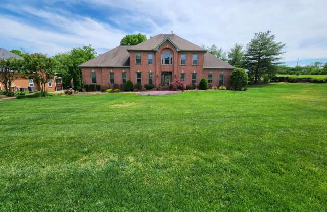 Photo of Gorgeous 4/3.5 with amazing back patio!