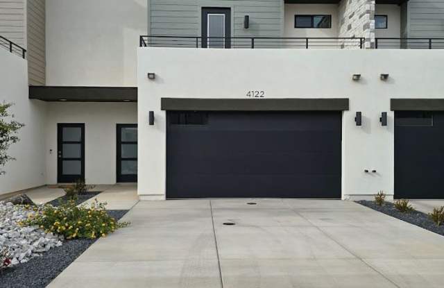 Photo of New Three Bedroom Town Home-Crimson Park