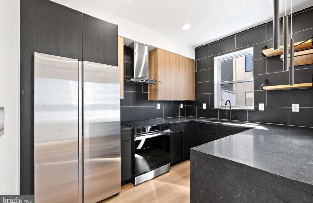 2144 E NORRIS STREET