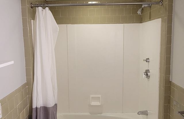 33 Hamilton Street - 1