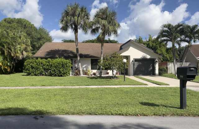 Photo of 5325 Havasu Court