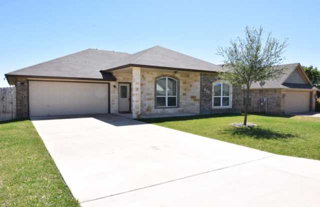 925 Kacie Dr - 925 Kacie Drive, Temple, TX 76502