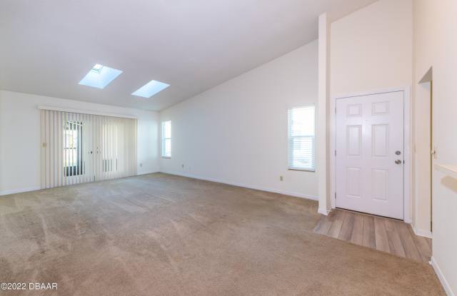 157 Bob White Court unit: 1570