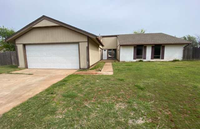 4 Bedroom House Available in OKC - 2533 Indian Creek Place, Oklahoma City, OK 73120