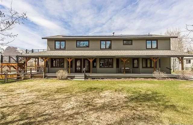 Park Meadows Home with Views on a Cul-De-Sac
