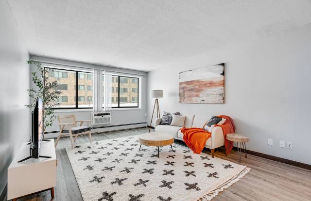 Photo of Aquila Park & Royal Park Apartments