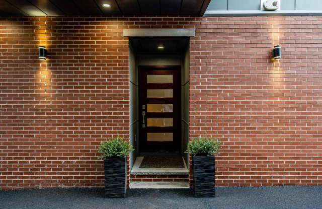 Photo of 237 Tasker St