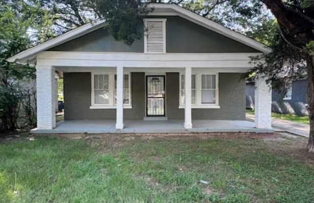 Photo of 787 Moon Street