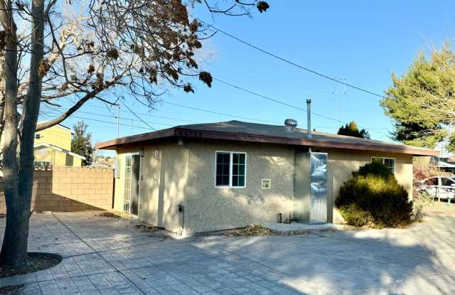 Photo of Beautifully updated 2 bedroom