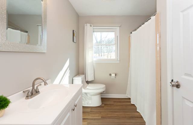 4959 Ailene Drive - 1