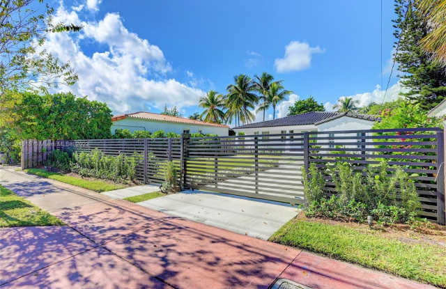 8070 Hawthorne Ave - 8070 Hawthorne Avenue, Miami Beach, FL 33141