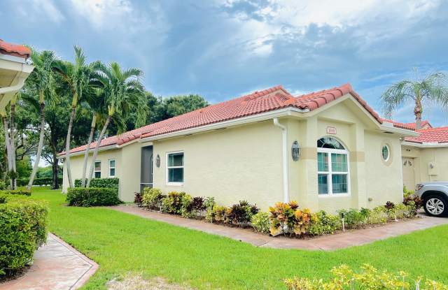 1668 Wood Fern Drive