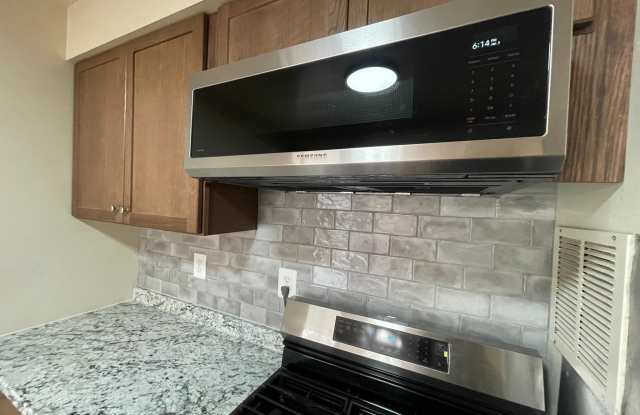 4410 BRIARWOOD Court N unit: 47