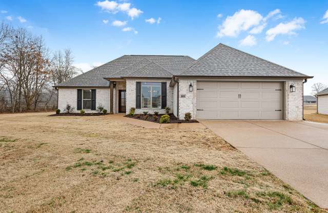 60 Woodcrest Drive