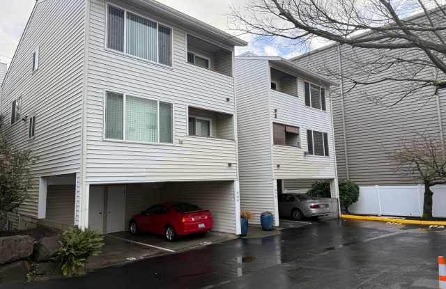 Cozy Bottom Floor 1 Bed 1 Bath Shoreline Condo with Private Patio $1725.00/MO.