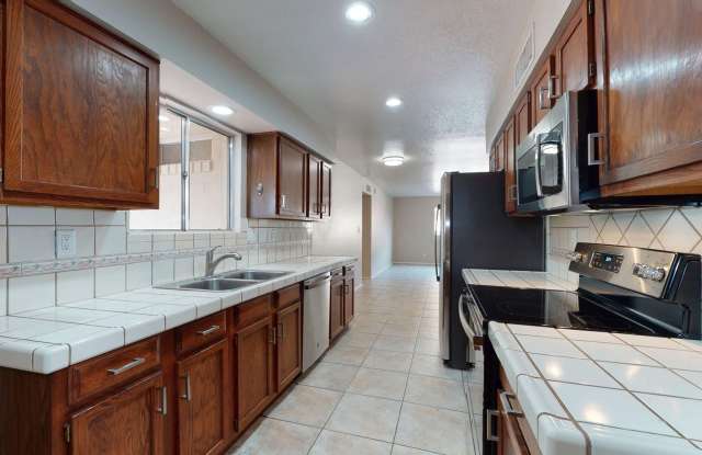 Nice 3 bedroom 2 bath in Tempe!