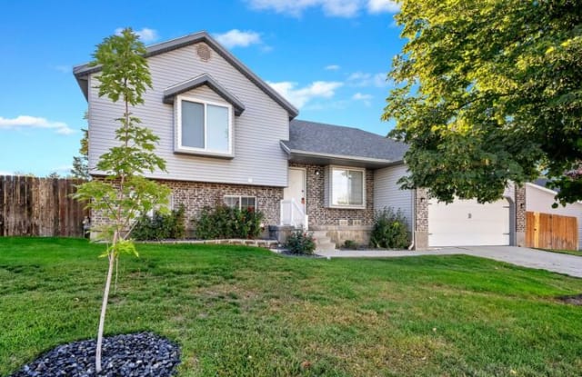 2340 North 790 West Street - 2340 North 790 West, Lehi, UT 84043