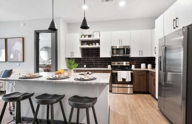 Vibe at Echo Street West