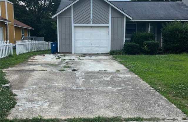 Photo of 6847 Candlewood Drive