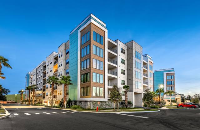 Vintage Lake Mary Apartments