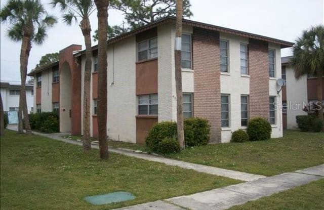 463 76TH AVENUE N - 463 76th Avenue North, St. Petersburg, FL 33702