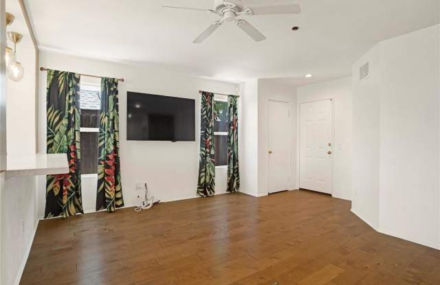 Photo of 15271 Golden Court