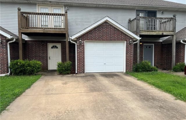 2301 Skyler  DR - 2301 Skyler Drive, Fayetteville, AR 72703