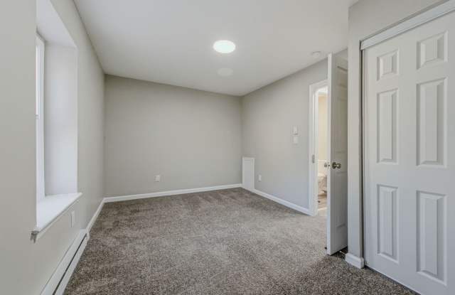 2 bedroom one bath townhouse in Wilmington