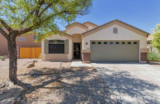 321 W Phantom Dr