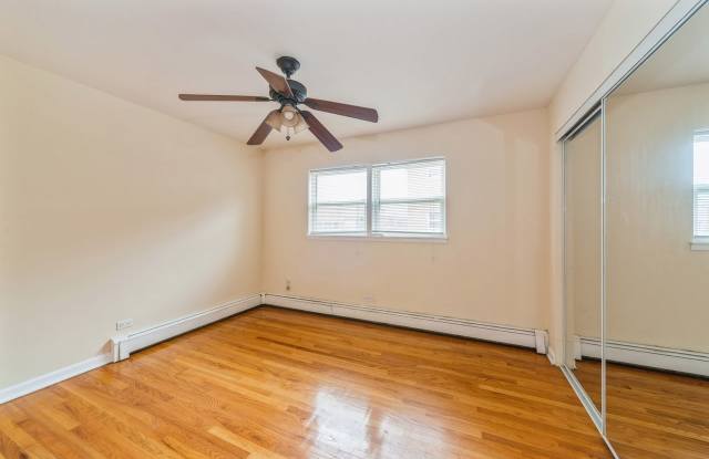 Photo of 2334 W 111th St