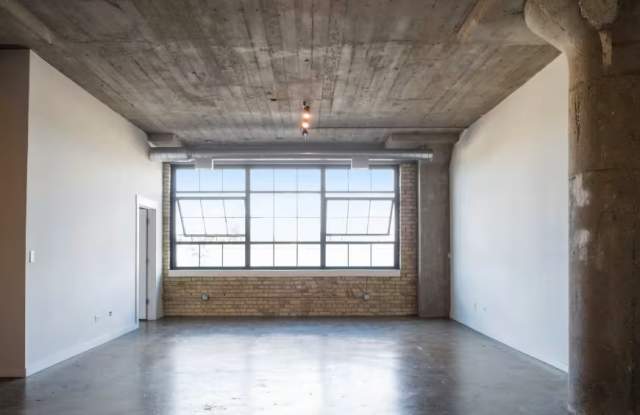 2625 West Washington Blvd.