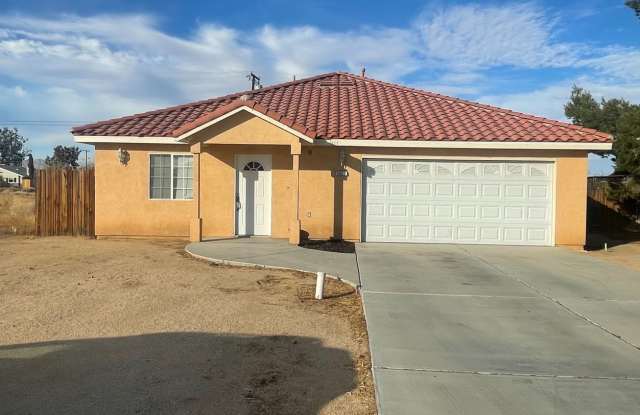 3 Bedroom 2 Bedroom READY NOW!