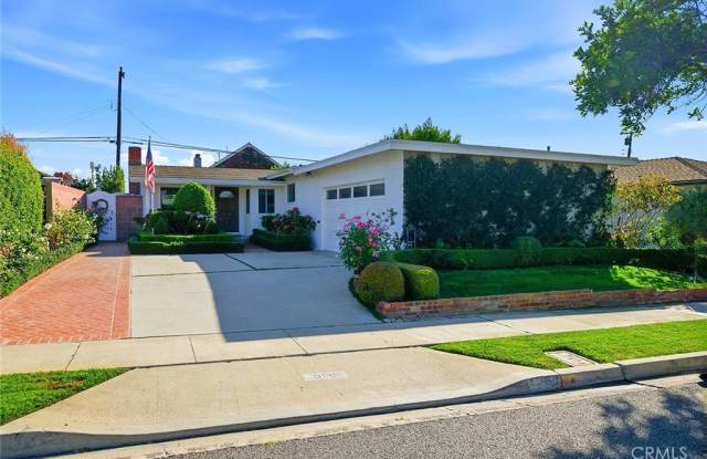 Photo of 950 Marvista