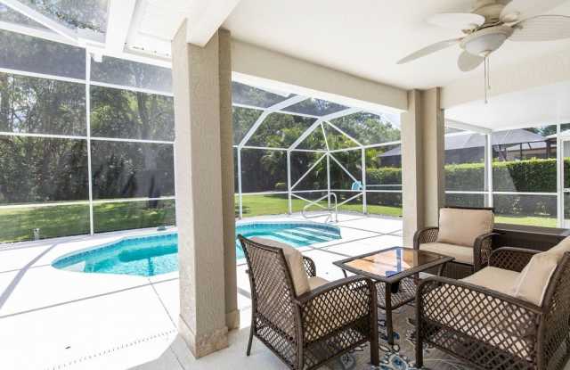 Photo of 3673 2nd Place SW