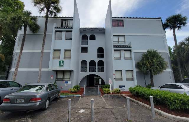Photo of West Palm Beach 1 bedroom 1.5 bath Apartment.