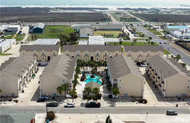 14202 Encantada Avenue unit: 704