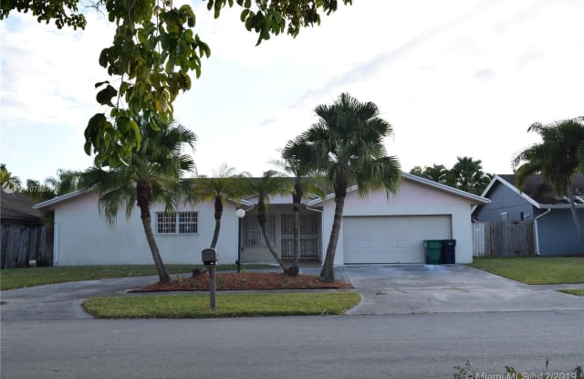 10731 SW 139th Ave - 10731 Southwest 139th Avenue, The Hammocks, FL 33186