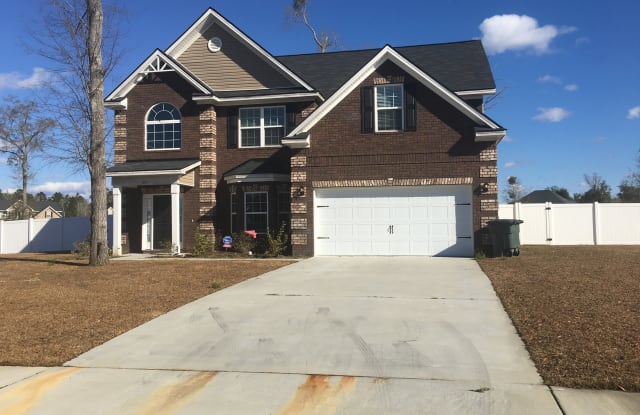 607 Red Oak Ln - 607 Red Oak Ln, Hinesville, GA 31313