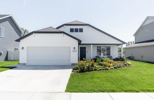 1234 W 290 South - 1234 290 South, Logan, UT 84321