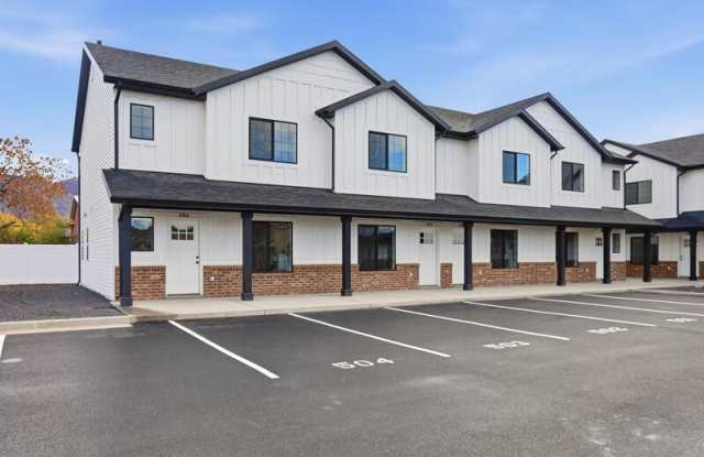 1720 E Main #503